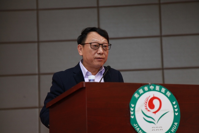 我院六屆八次職工代表大會(huì)暨十屆八次工會(huì)會(huì)員代表大會(huì)隆重開(kāi)幕(圖9)
