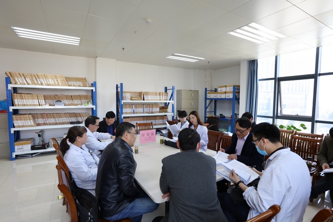 我院六屆八次職工代表大會(huì)暨十屆八次工會(huì)會(huì)員代表大會(huì)隆重開(kāi)幕(圖17)