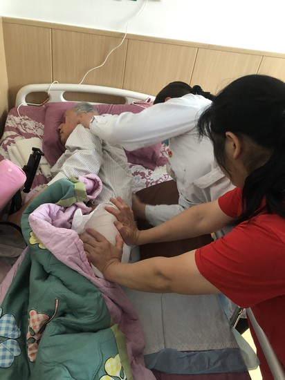 關注老年群體，健康與愛同行——我院老年醫(yī)學科走進頤樂堂老年公寓(圖5)