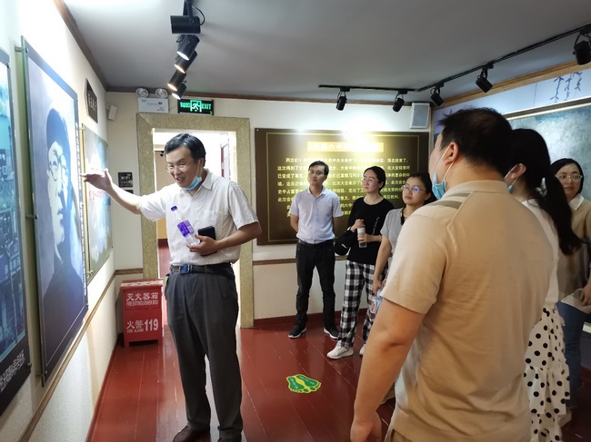 不忘初心  醫(yī)路向黨 ——內(nèi)二支部組織開(kāi)展參觀王稼祥紀(jì)念園主題黨日活動(dòng)(圖3)