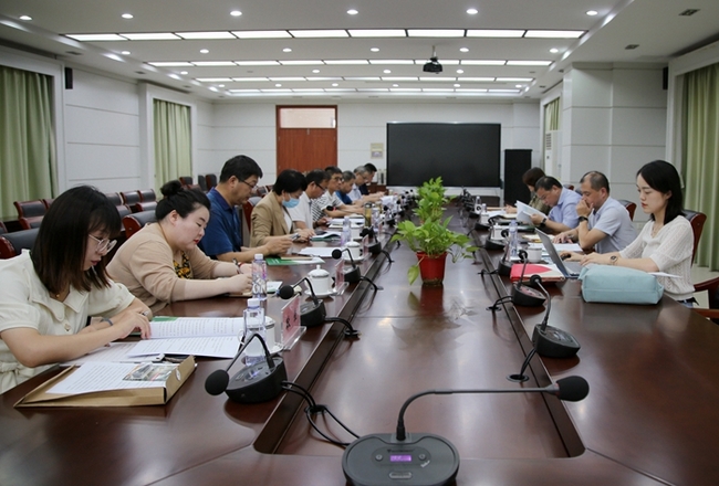 市發(fā)展和改革委員會來安徽中醫(yī)藥高等?？茖W(xué)校調(diào)研指導(dǎo)工作(圖1)