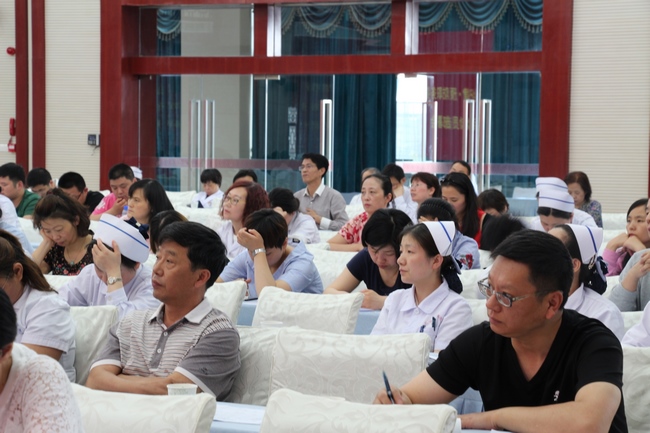 我院召開“嚴(yán)肅行業(yè)紀(jì)律?預(yù)防職務(wù)犯罪”專項(xiàng)活動(dòng)動(dòng)員部署會(huì)(圖7)