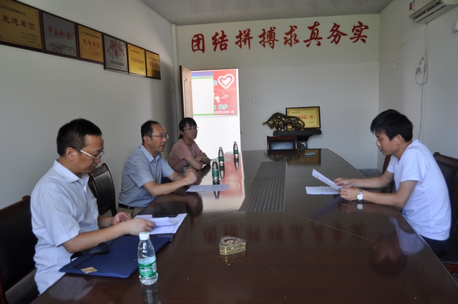 文明共建 結(jié)對(duì)幫扶——我院與火龍崗街道新聯(lián)村簽署共建協(xié)議(圖1)
