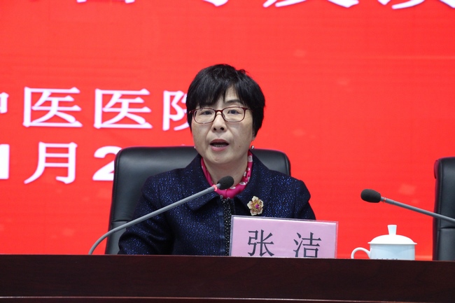 國(guó)家住培督導(dǎo)組對(duì)我院中醫(yī)住培工作進(jìn)行評(píng)估(圖20)