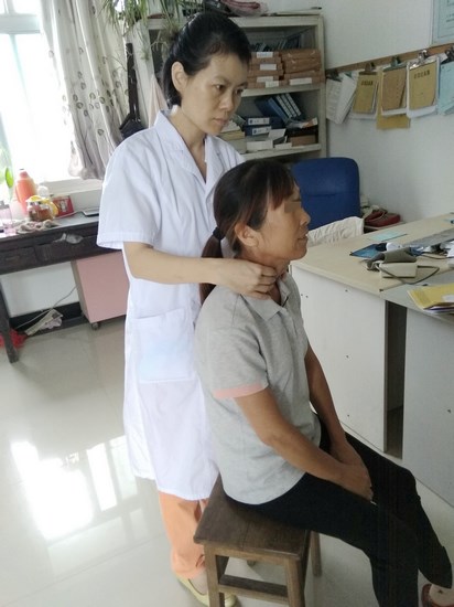 健康脫貧 百醫(yī)駐村——我院李海婷、張正龍醫(yī)師積極參與健康脫貧“百醫(yī)駐村”行動(dòng)(圖7)