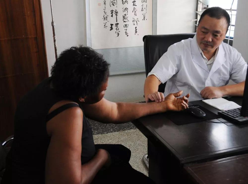讓中華瑰寶為呵護(hù)人類健康再放異彩！我國(guó)中醫(yī)藥傳承創(chuàng)新發(fā)展邁進(jìn)新時(shí)代(圖7)