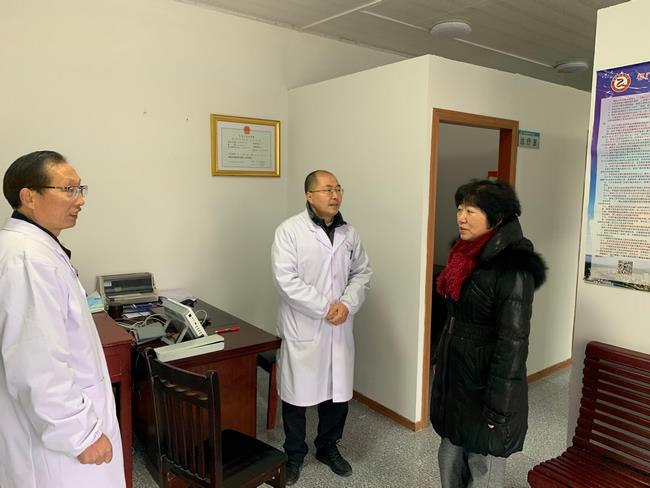 情系駐村醫(yī)生 助力脫貧攻堅——市衛(wèi)健委、市中醫(yī)院領導帶隊慰問我市“百醫(yī)駐村”醫(yī)生(圖12)