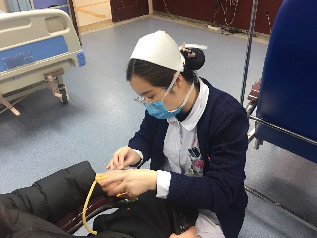 歲序更迭 辭舊迎新——除夕夜，感謝這些負重前行的醫(yī)護工作者(圖6)