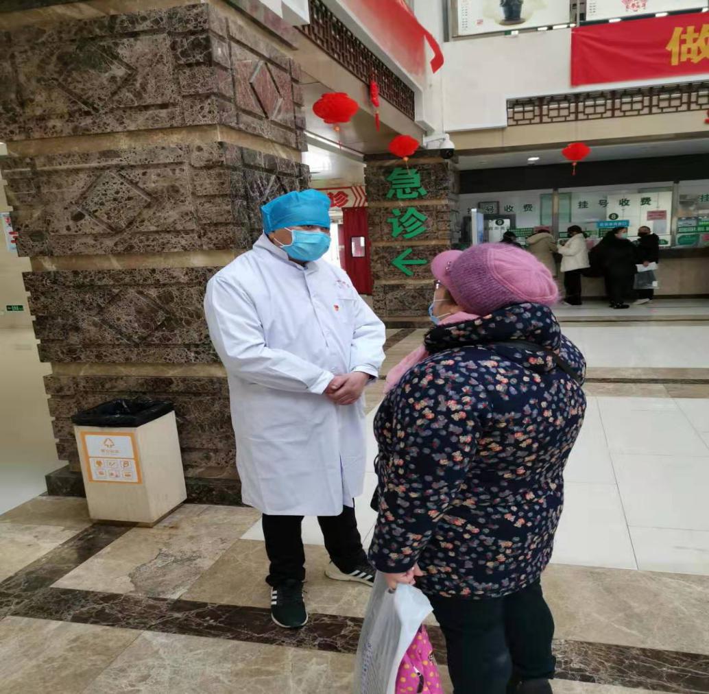 【讓黨旗在防控一線高高飄揚(yáng)】疫情防控，黨員志愿者在行動(dòng)！(圖2)