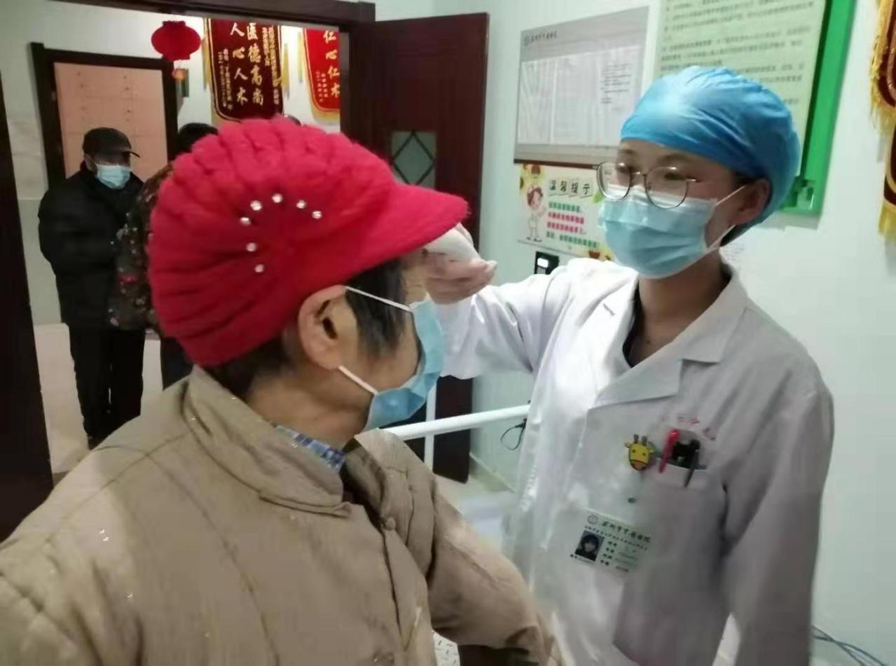 前線(xiàn)逆行者，守家血透人(圖2)