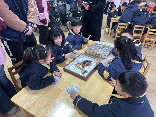 多個黨支部協(xié)同合作，推進(jìn)中醫(yī)藥文化走進(jìn)幼兒教育(圖3)