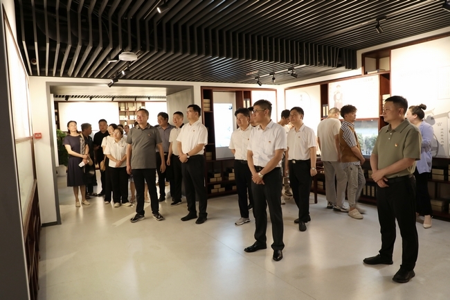 【喜迎黨代會 奮進新征程】黨的建設篇：堅持和加強黨的全面領(lǐng)導  踔厲奮發(fā)譜寫醫(yī)院發(fā)展新篇章(圖6)